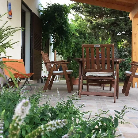 La Casa Del Melograno *
